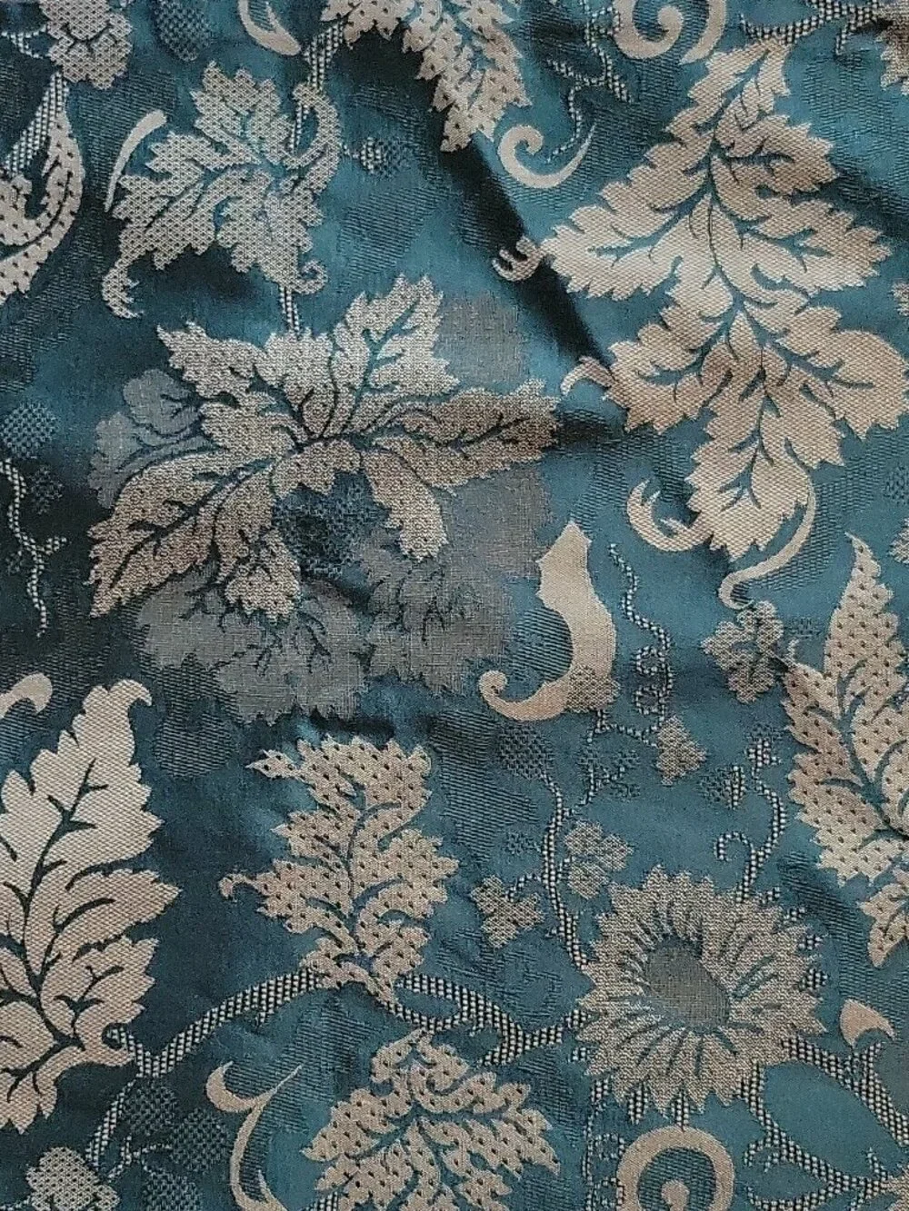 Wedgwood England 1759 Floral Damask  Lined Table Runner Green 86x16
